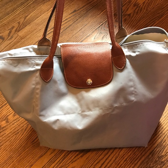 light grey longchamp bag